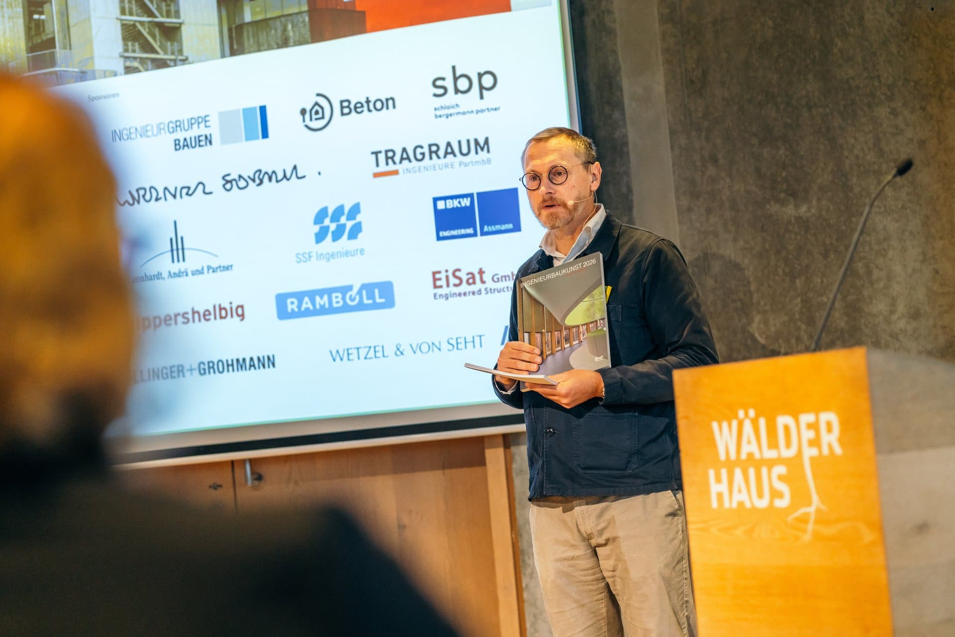 #7_IngD4C – Eröffnung: Dr. Bernhard Hauke – Jahrbuch Ingenieurbaukunst – Foto: Stefan Haehnel