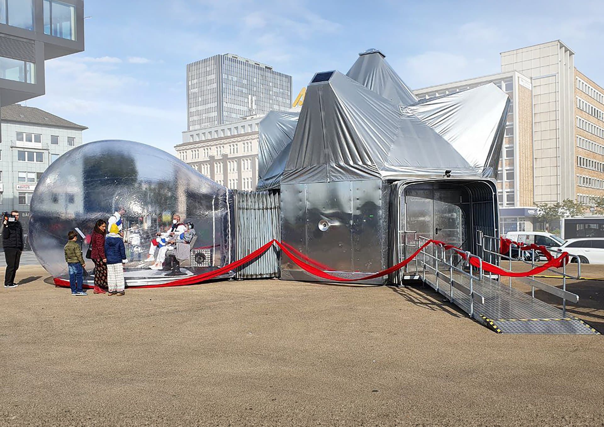 Das UFO ist gelandet – Konzert zur Eröffnung © Jan Liesegang - raumlaborberlin