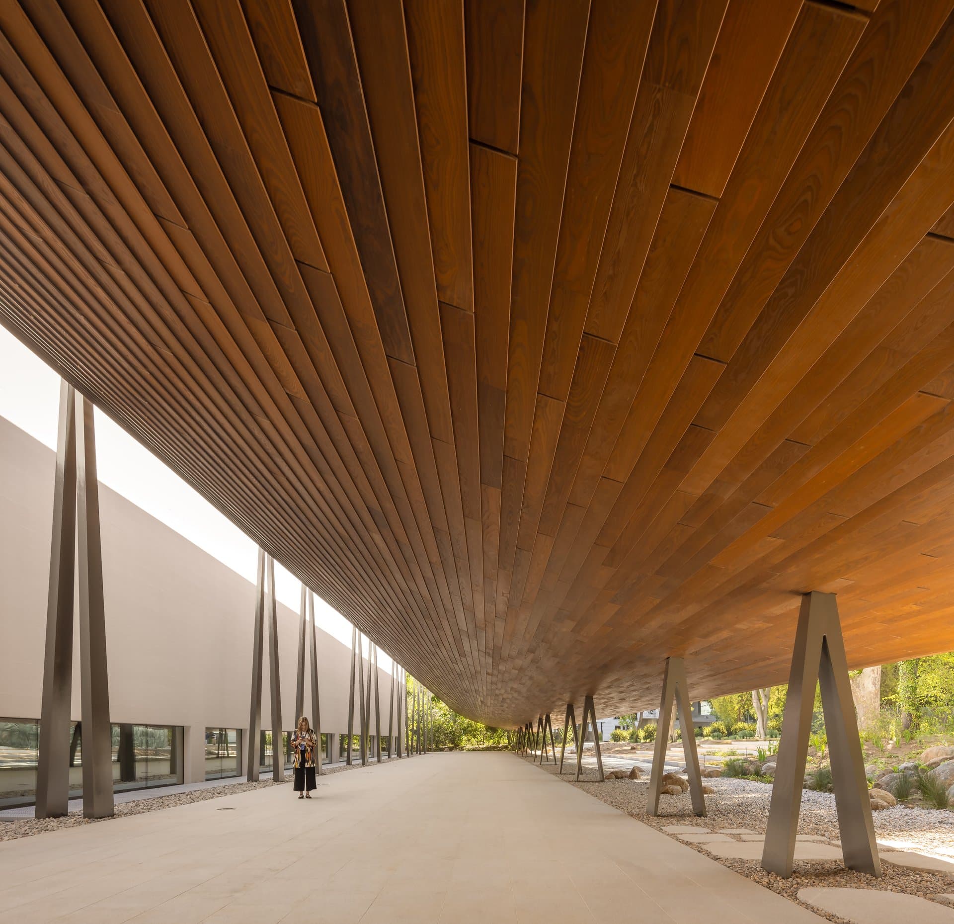 Centro de Arte Moderna Gulbenkian, Lissabon – Kengo Kuma